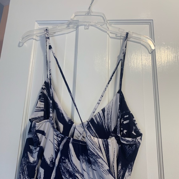 NWOT! Blue and white Beach coverup Romper - Picture 7 of 8